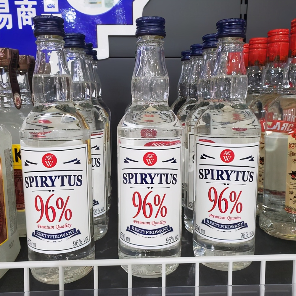 同为烈酒为何伏特加畅销全球,伏特加和中国的白酒