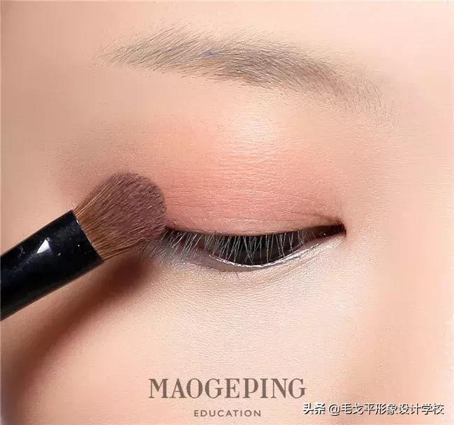 放大双眼眼妆单眼皮怎么画,简单画眼妆教程视频大全