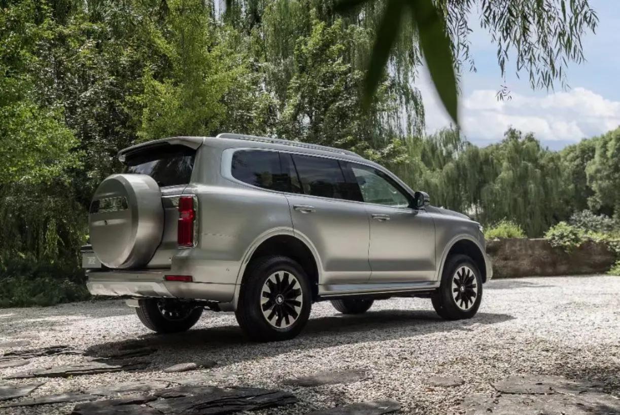 丰田普拉多1万以下,丰田普拉多20万