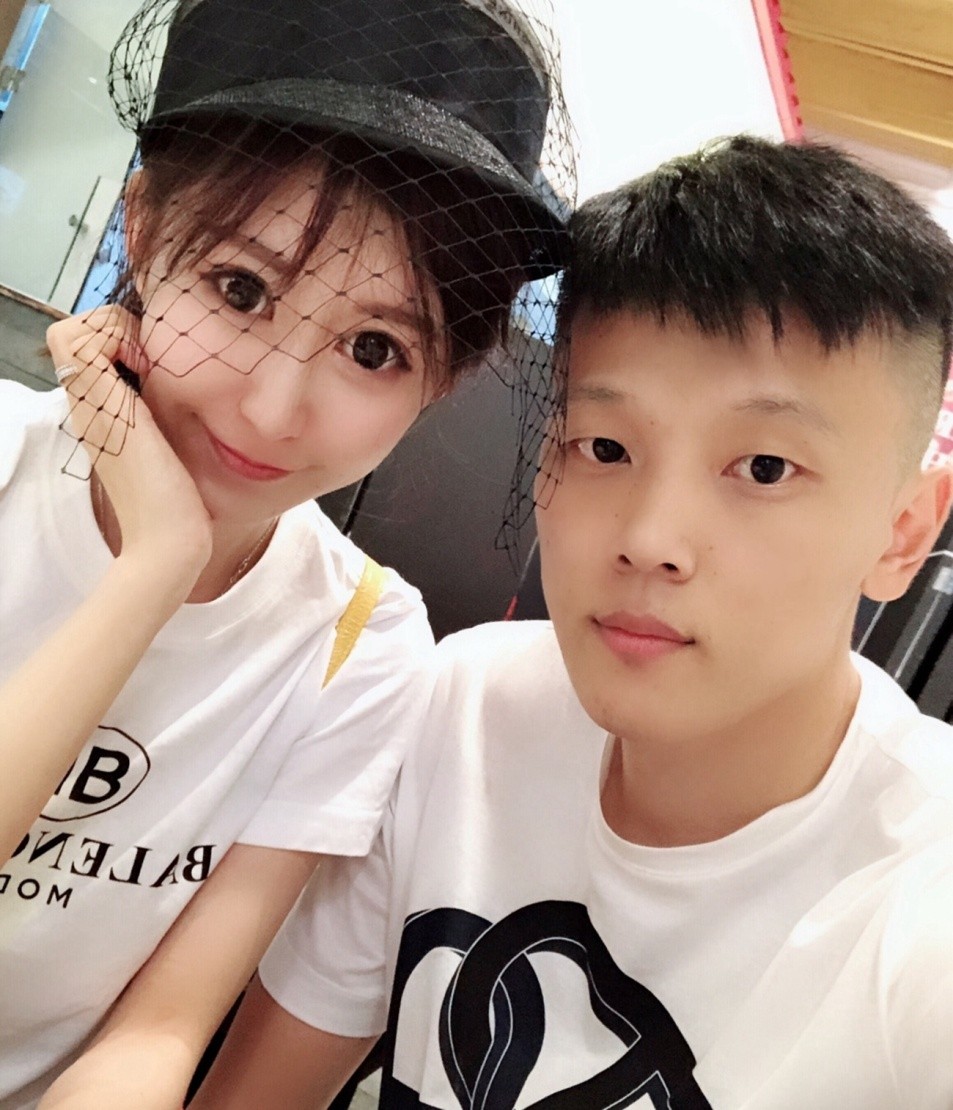 国脚老婆颜值排行,郜林的娇妻