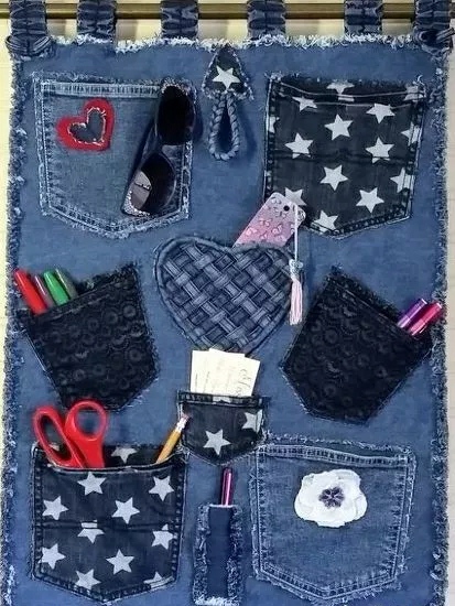 不穿的牛仔裤改衣柜收纳袋,不要的牛仔裤怎么改造成收纳袋