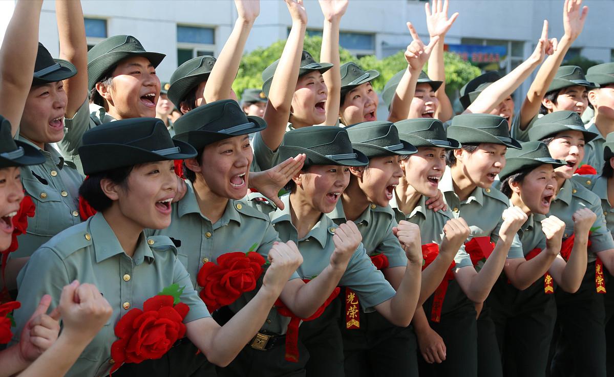 当两年兵出来创业好还是五年兵好,当两年兵还是五年好