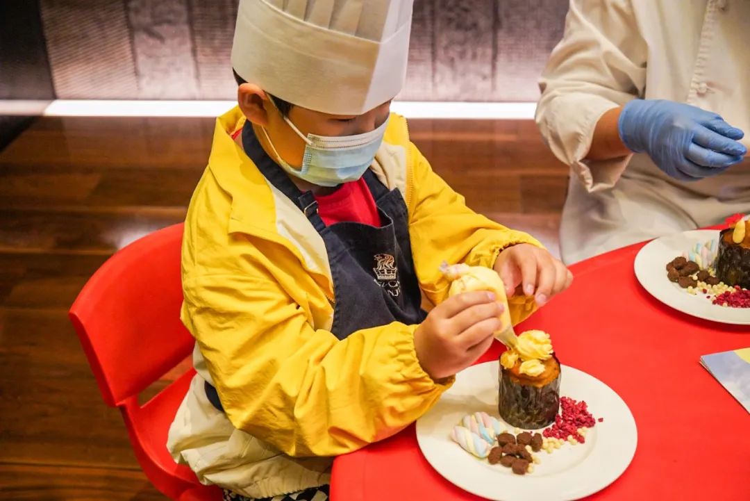 不到两千就能住天津丽思卡尔顿？还能随便吃？这样的羊毛不多了