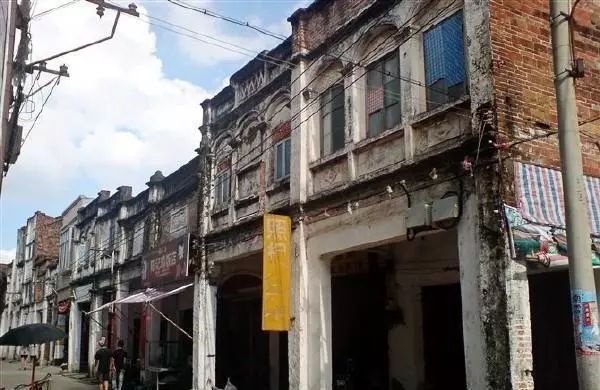 广东湛江安铺有什么好玩的地方,广东最有名的十大古镇