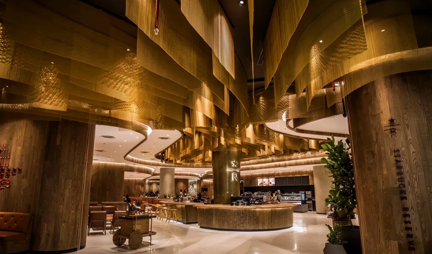 墙裂推荐！即使不喝咖啡也要打卡的巨有范儿泰国星巴克