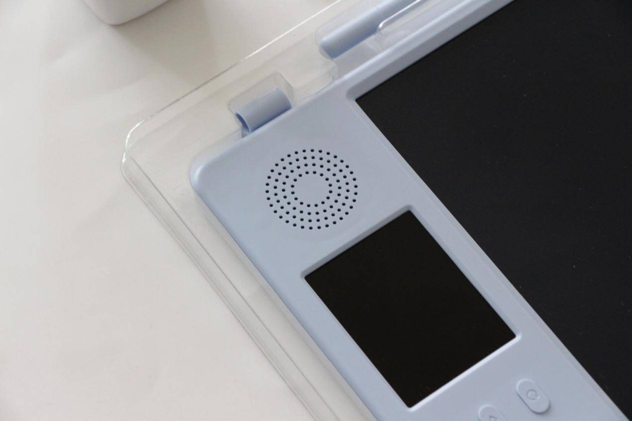 小寻智能画板哪个款功能更多,小寻画板和tintzone