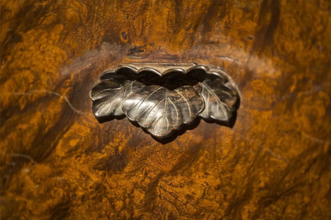 这个家具专场，几乎每年都是连拍带抢，漏太大了