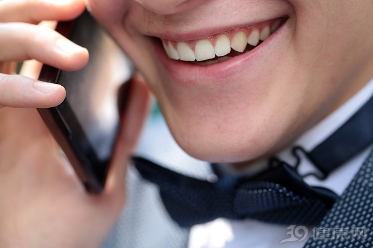 舌头反复糜烂不管?提防舌癌找上门!