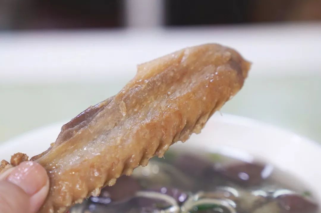 无夜市不夏天！西园里菜场竟然是个“深夜大食堂”？