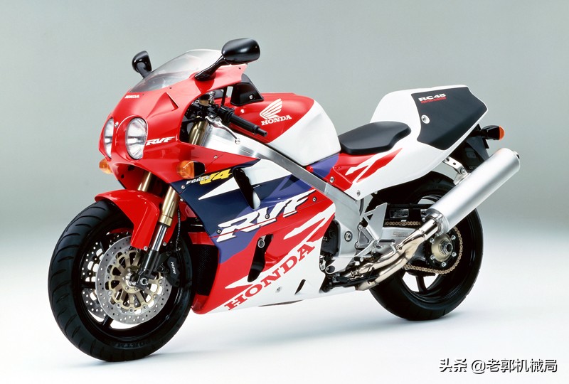 疯狂的赛车电影完整版,公认4部最好看的赛车电影