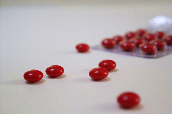 什么药阻止阿莫西林的作用与功效,阿莫西林的作用与功效能随便用吗