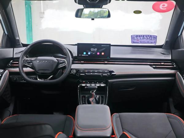 6万8万新宝骏suv,1.5升新宝骏智慧驾驶自动挡suv