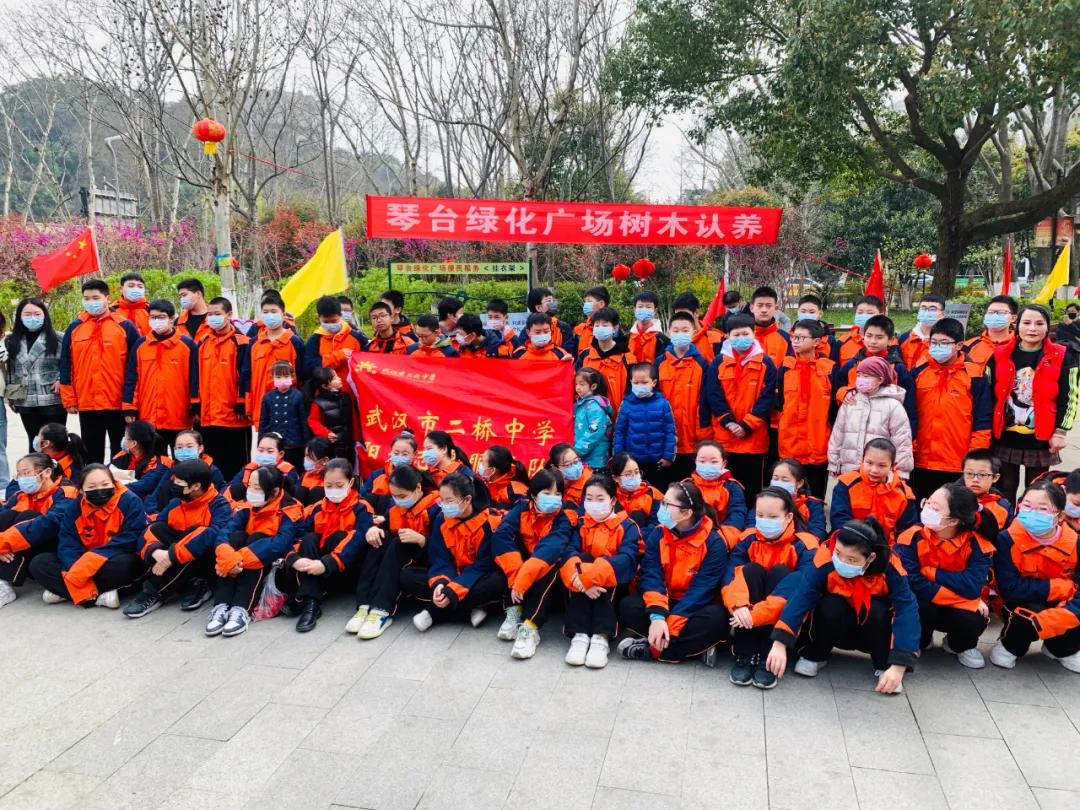 武汉植树高峰期,植树浪潮