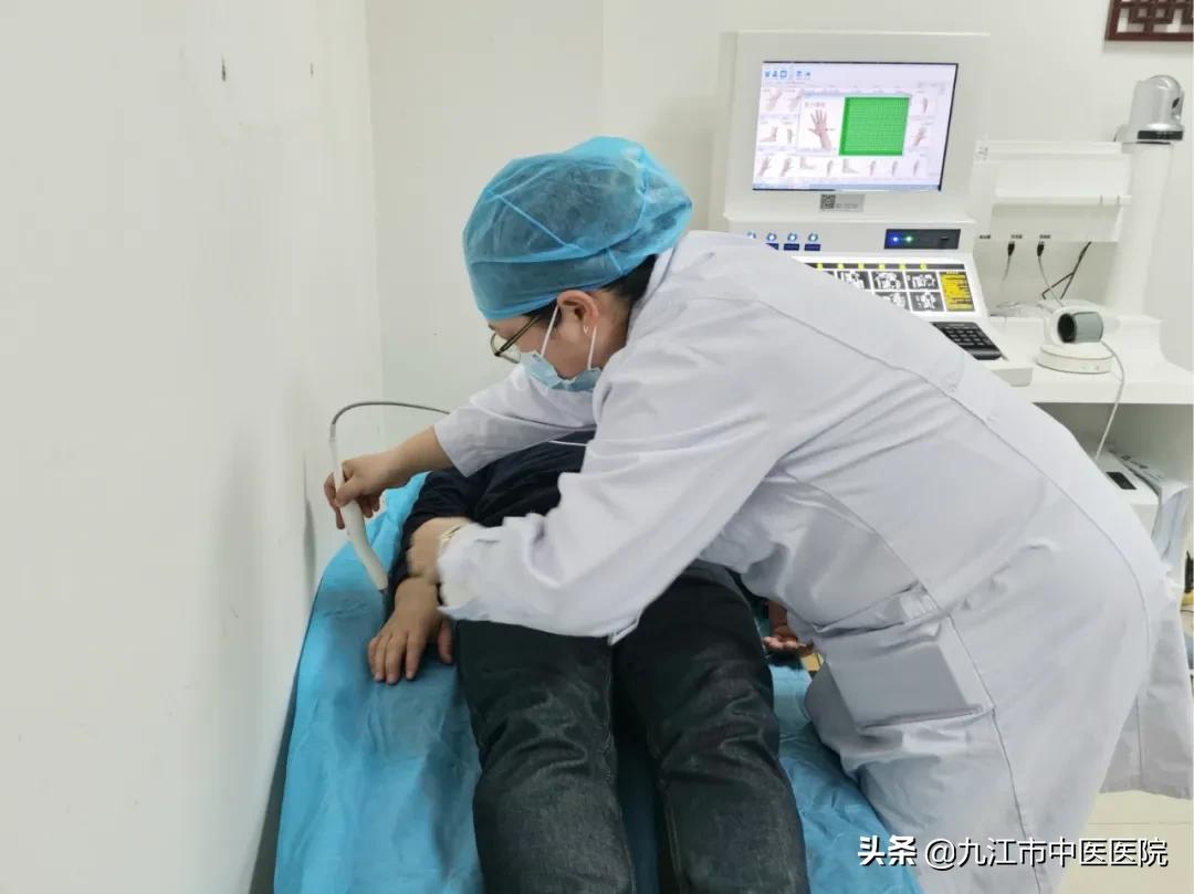 智能老中医机器人,中医经络检测机器人