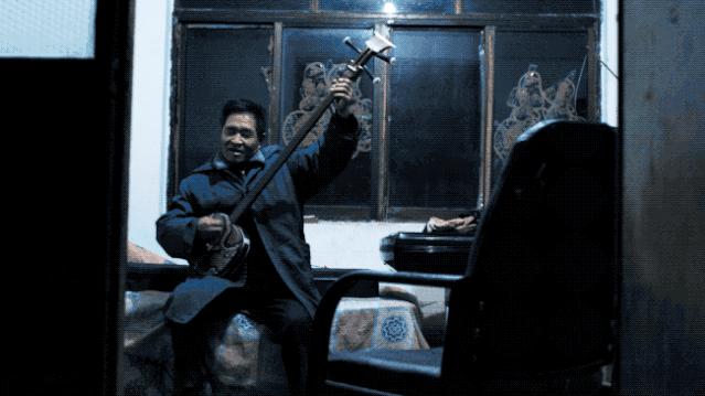 他跟5个西北爷们同吃同睡2年，记录黄河边的绝唱，口碑爆棚