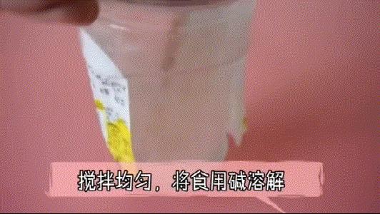 卫生间有黑色的小飞虫是怎么回事,家里的黑色小飞虫用什么药治