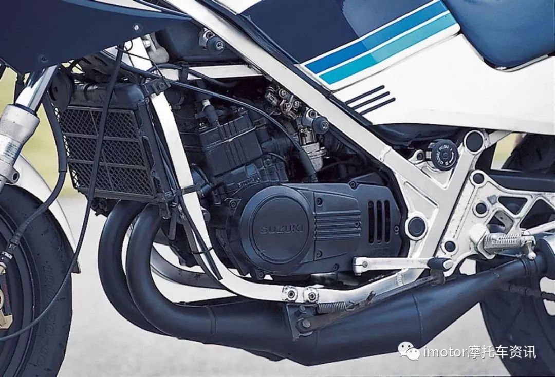 v4发动机豪华车,世界上第一台量产v8