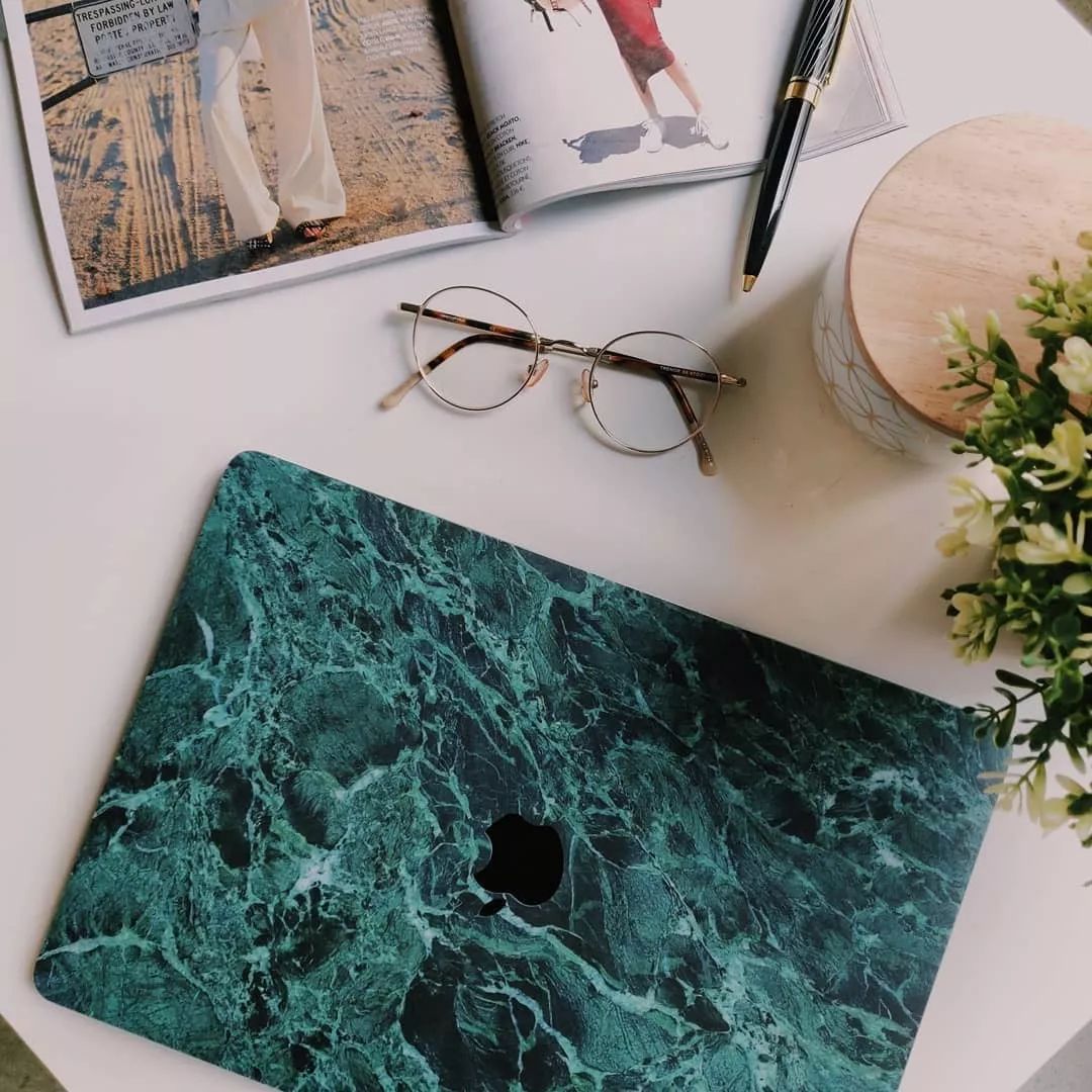 女人为什么总是爱买衣服,爱买衣服的女人有多好配音