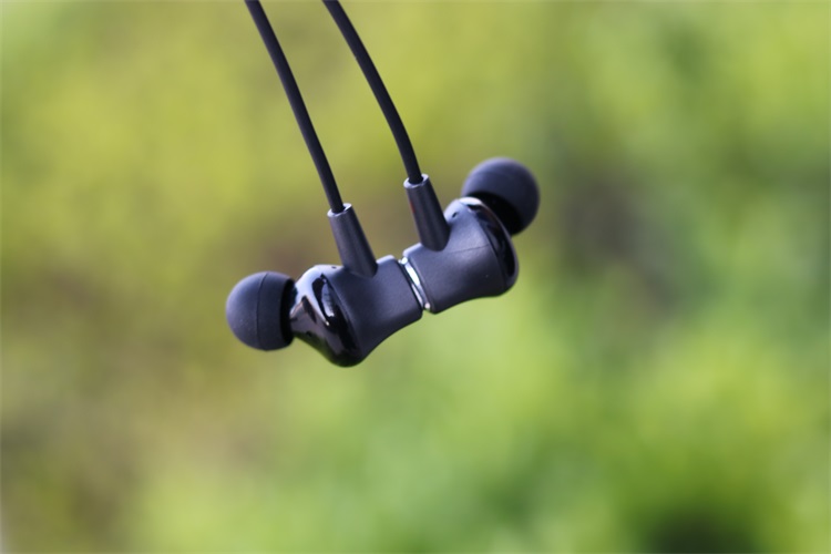 爱国者w06耳机,教你选蓝牙耳机