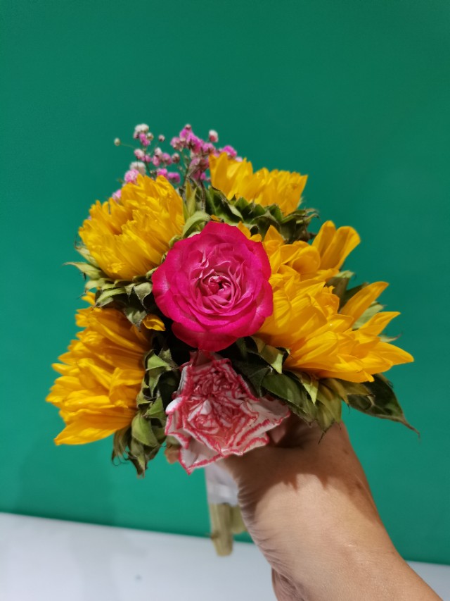 教师节应该收到什么花,教师节收到花的感受