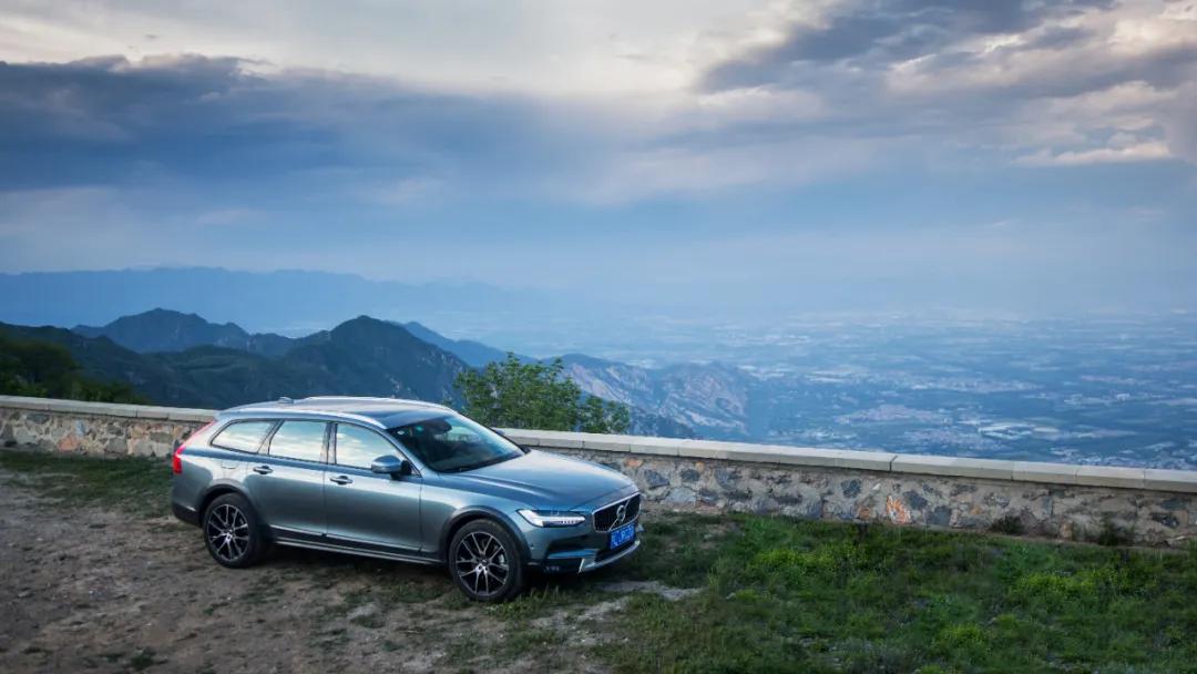 沃尔沃v90cc旅行车零整比,沃尔沃v90cc2020款和奥迪旅行车