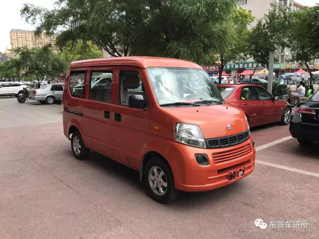 铃木浪迪七座好还是8座好,新款铃木浪迪7座