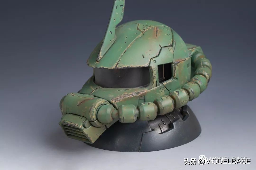 扎古扭蛋头组装,万代蓝标扎古和红标扎古