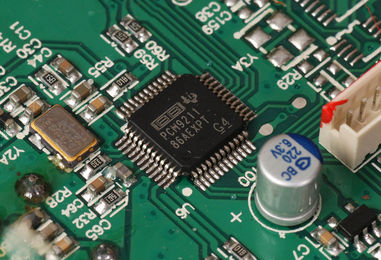 惠威m200mkiii与200mk2,惠威d1090对比惠威m200mkiii