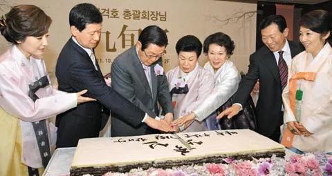 韩国财阀名人故事,韩国财阀的生活过得有多曲折