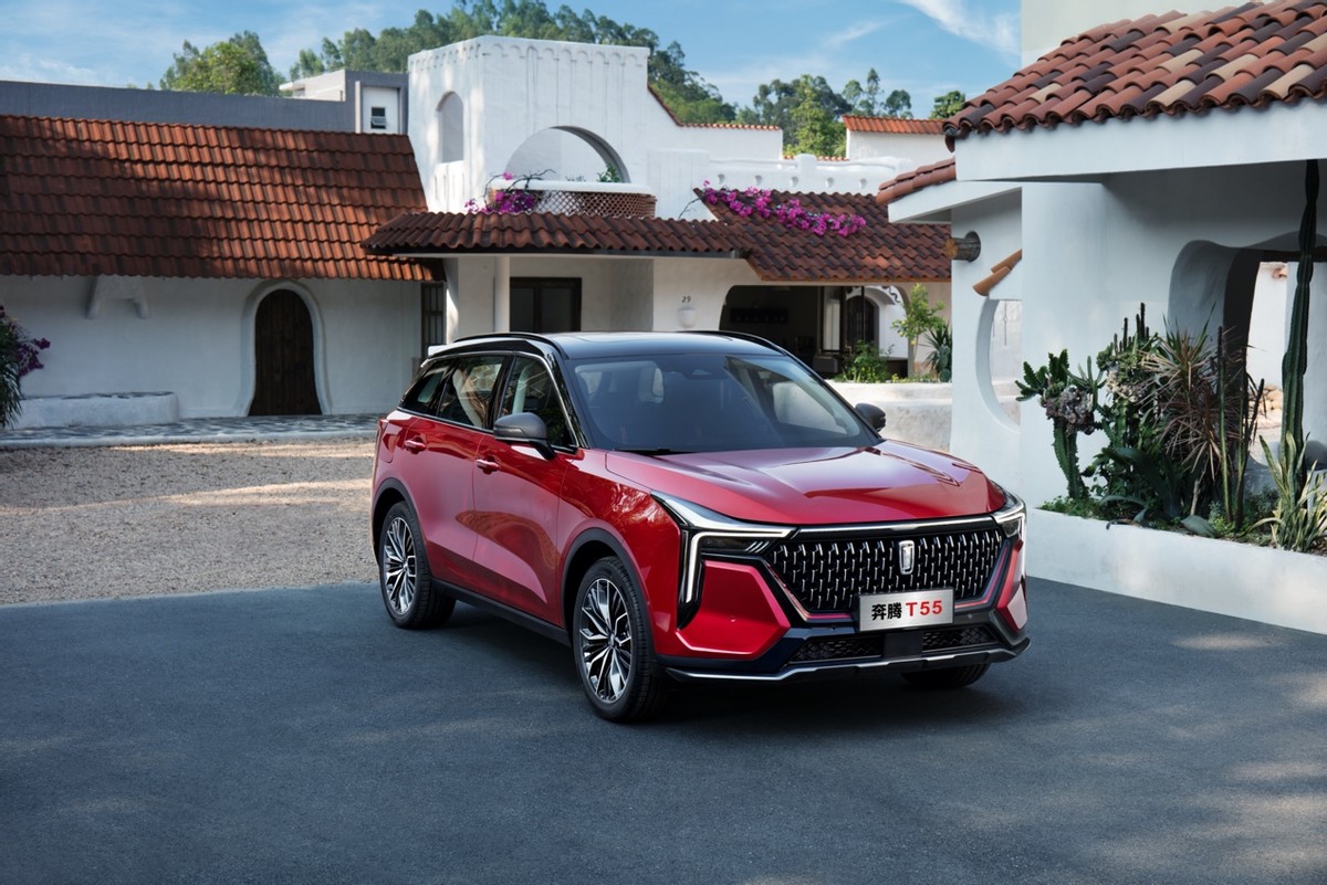 9.89-12.69万元,携手李宁羽毛球,奔腾T55正式跨界上市