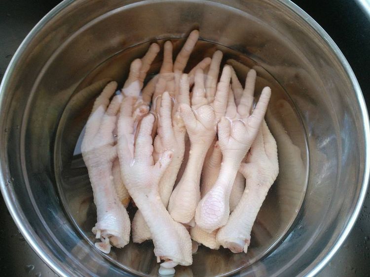 鸡爪的做法红烧卤鸡爪软烂脱骨,卤鸡爪怎么不会缩水