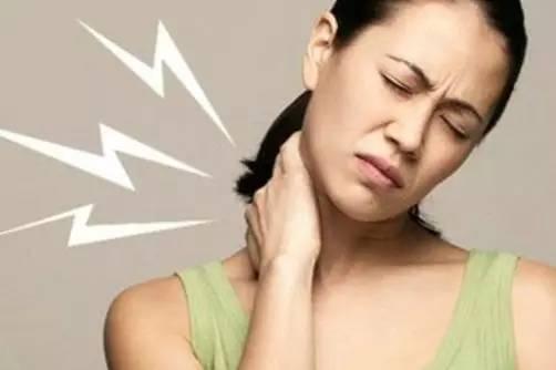 怎么解决久坐导致的肩颈问题,久坐不动颈椎疼痛怎么缓解