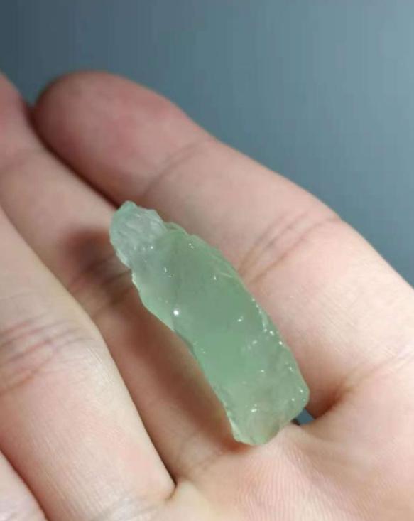 天空蓝和海水蓝的海蓝宝,有海底感觉的海蓝宝