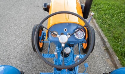 售价8.5万美元的*博兰**基尼？两块仪表，单座设计，比大牛更拉风