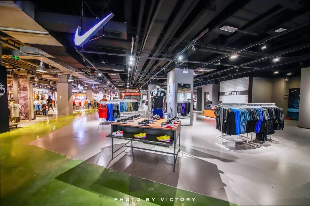 五环曲江工厂店 (曲江大道168号五环汉华城工厂店)