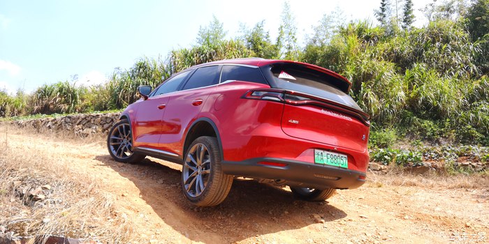 新款唐dm2022款试驾,22年21款顶配唐dm零百实测