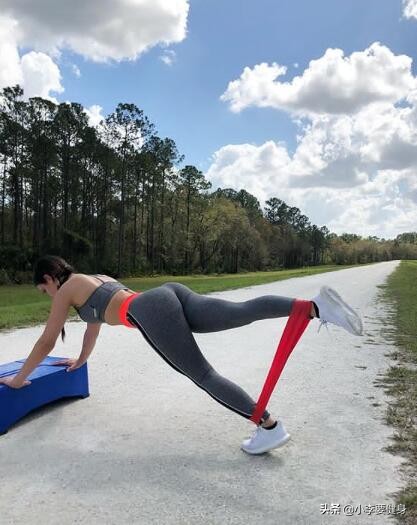 臀部扁平怎么练翘臀,28分钟臀部训练告别扁平臀
