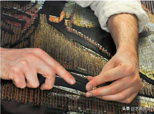 他用订书机“画画”,被网友嘲笑是装订工,专家:你试试看!