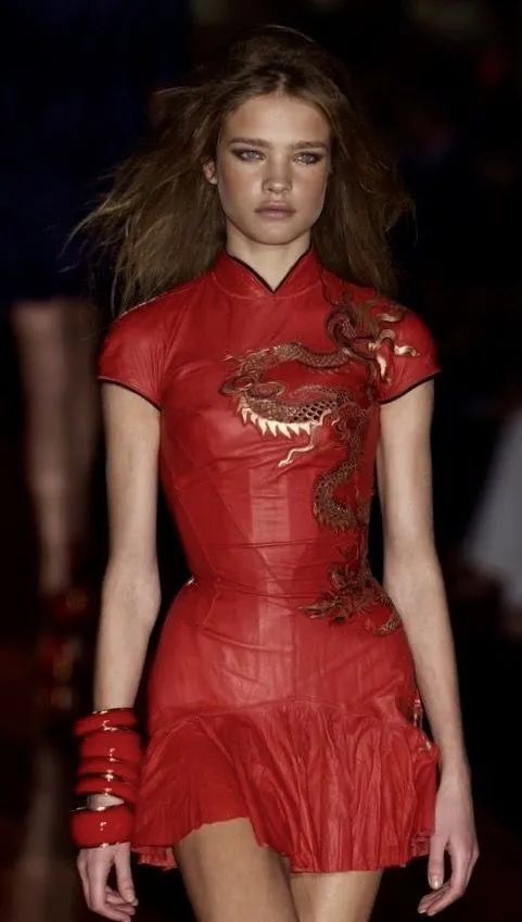 明星都穿的旗袍,中外女明星穿旗袍