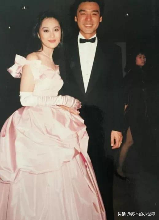 我想把“月亮、星辰、山川和竹林都穿在身上”