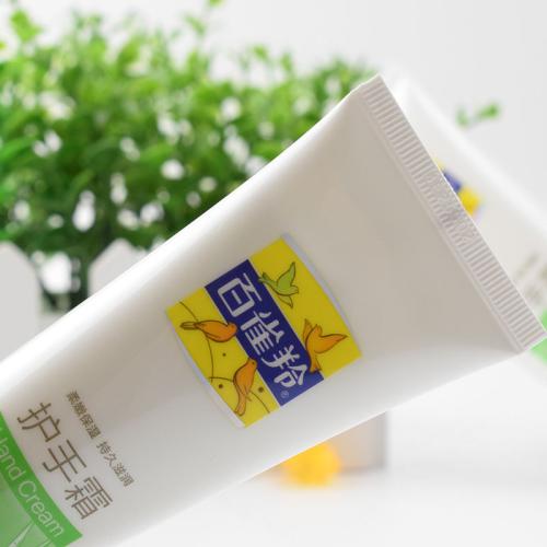 手干巴巴的用什么护手霜,双手干燥擦什么护手霜