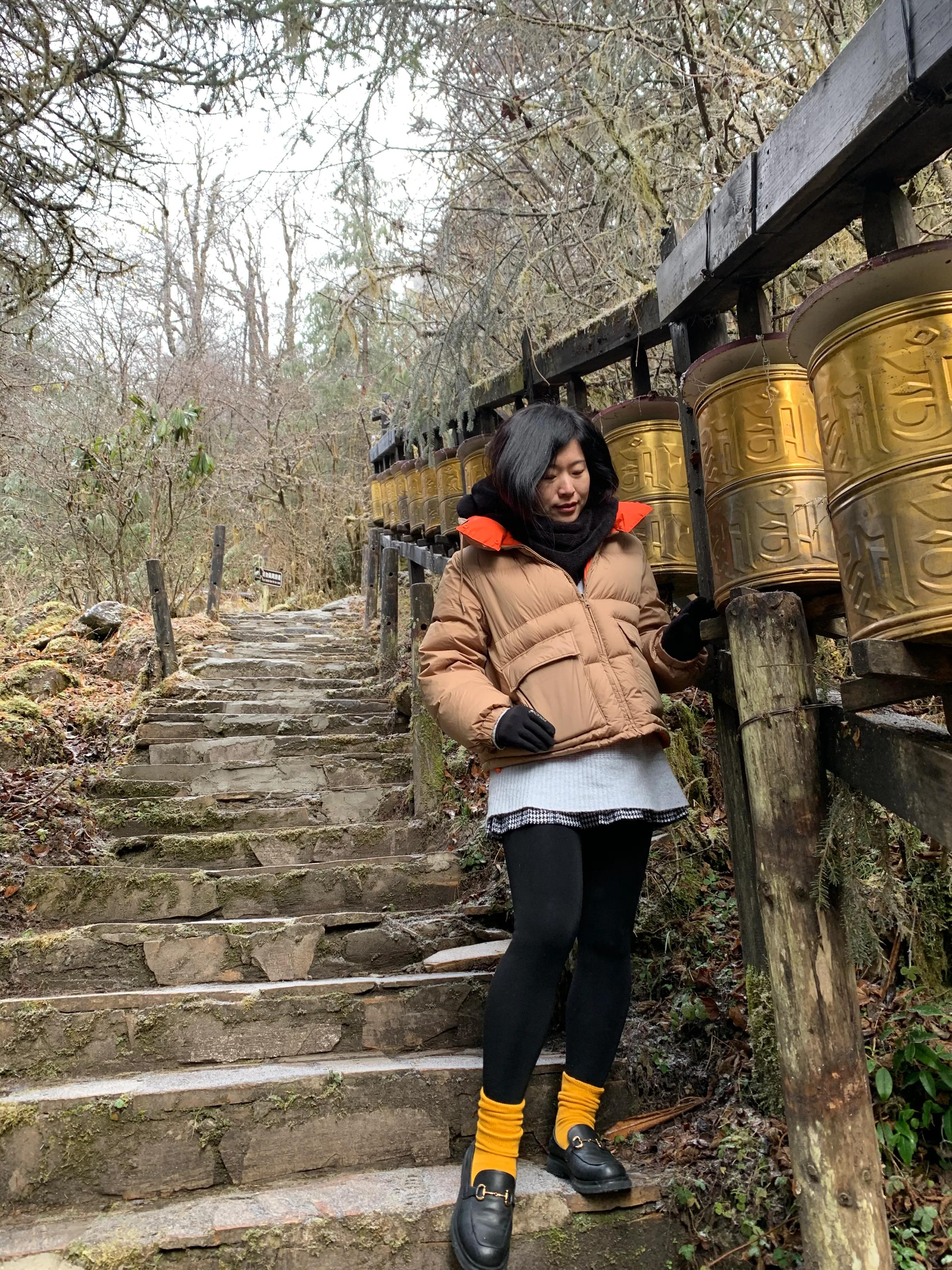 海螺沟燕子沟旅游攻略,海螺沟和燕子沟哪个更值得去