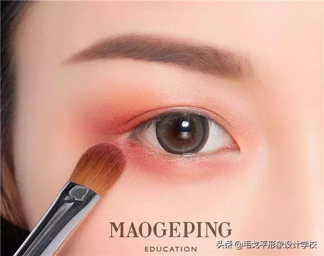 让眼睛有神发亮要补充什么维生素,让眼睛明亮有神的方法