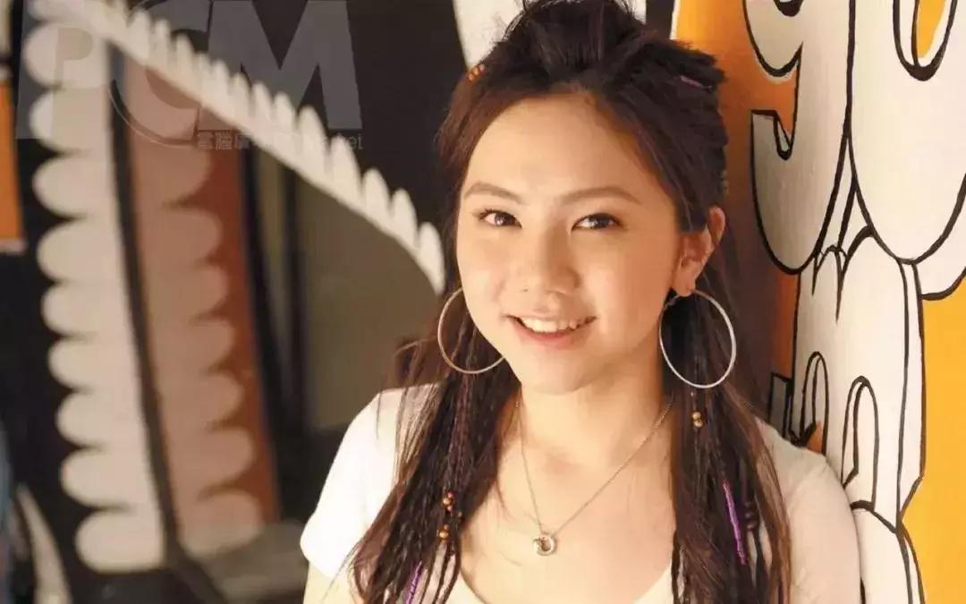 说“我的歌都有爆的潜力”的邓紫棋，才不是一个没有故事的女同学