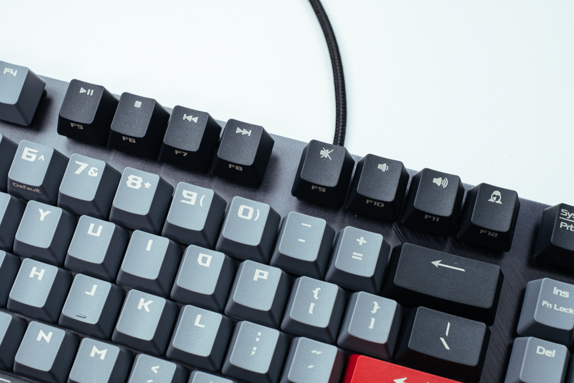 rog游侠竞技版红轴机械键盘评测,rog游侠rx键盘pbt版