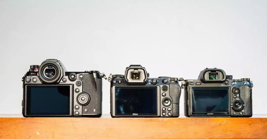 松下尼康索尼,松下vs尼康