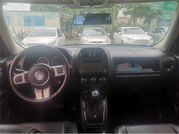 jeep车漏油是什么情况,7万jeep