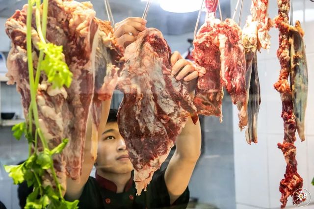 好吃又养生的花胶鸡,秋冬必打卡的养生花胶鸡