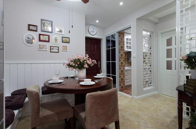 进门餐厅两室改三室,开门正对餐厅装修案例