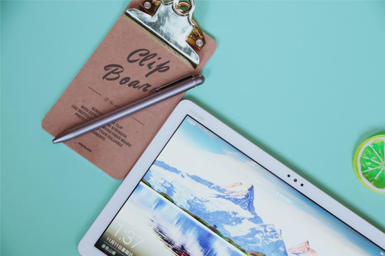 智能语音平板,华为平板m6智慧助手